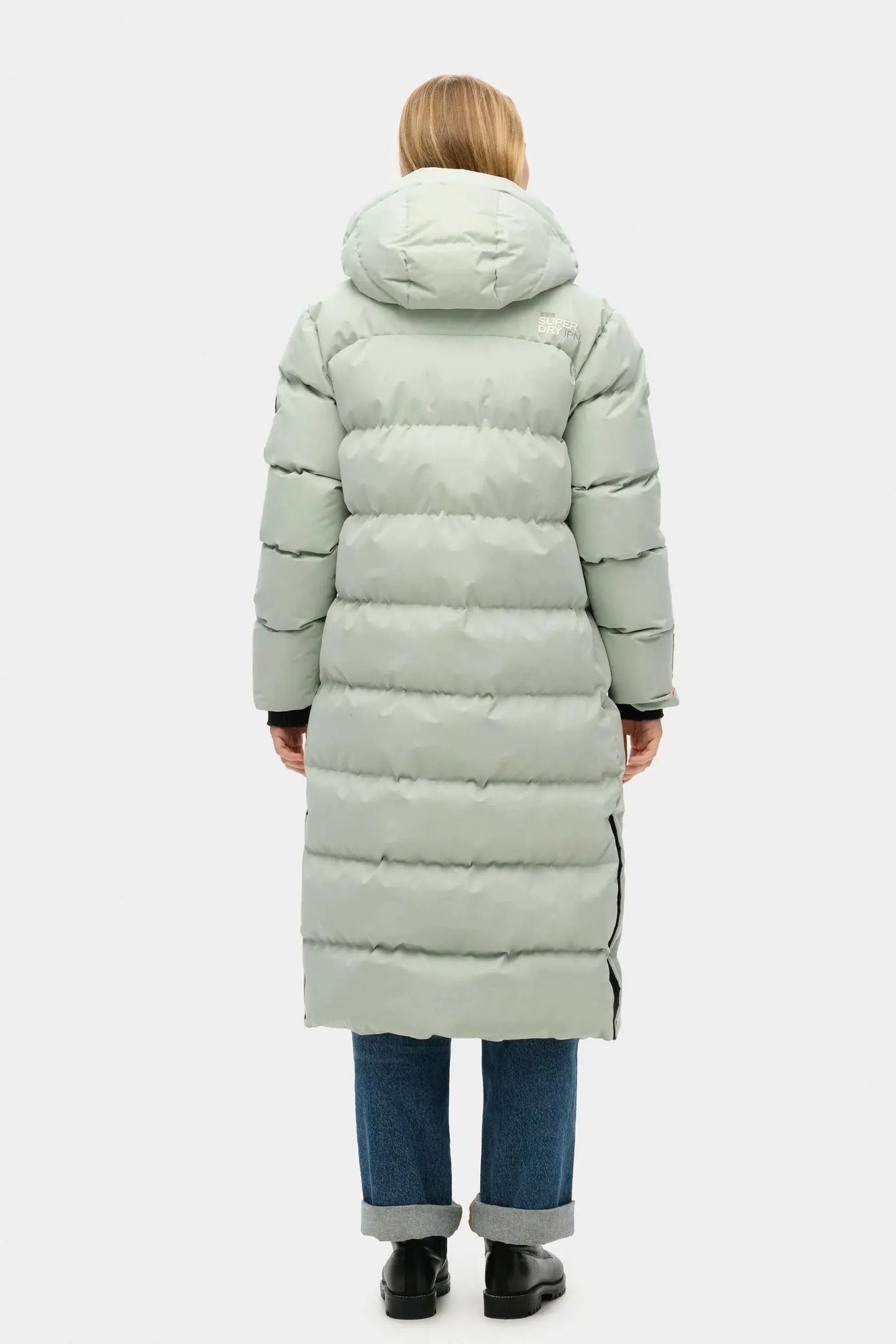 Light Blue Warm, Stylish & Durable Women Long Puffer Jackets Padded Zip Up Quilted Lined Bubble Coat For Winter Cold Weather