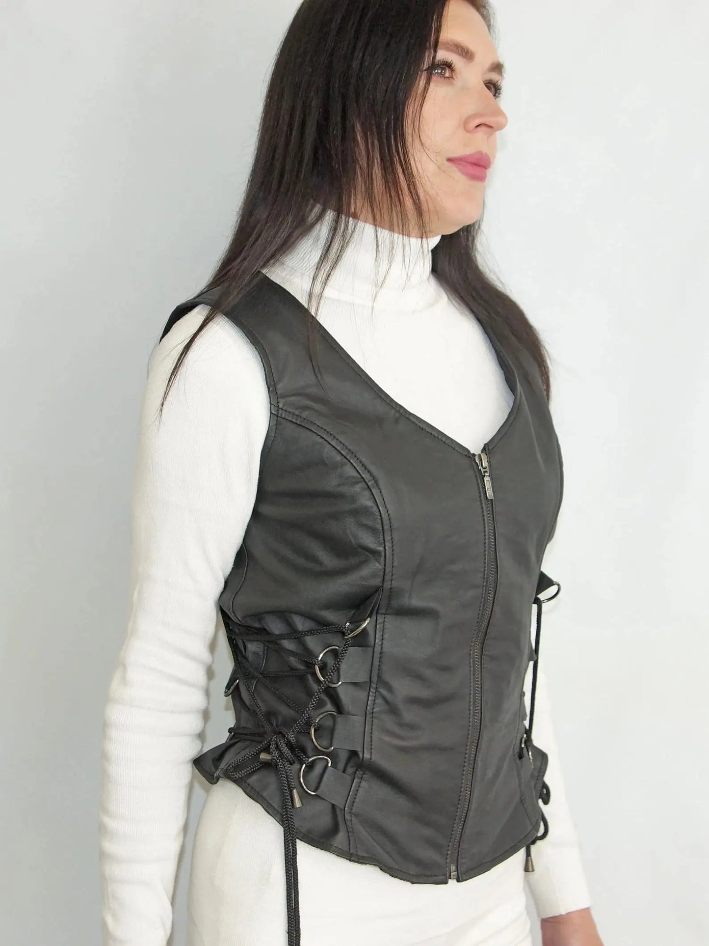 Black Women's Motorcycle Motorbike Sleeveless Genuine Leather Vest Biker Vest Outdoor Waistcoats Casual Wear